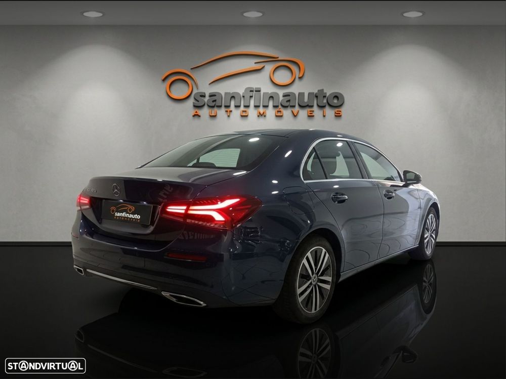 Mercedes-Benz A 250 - 12