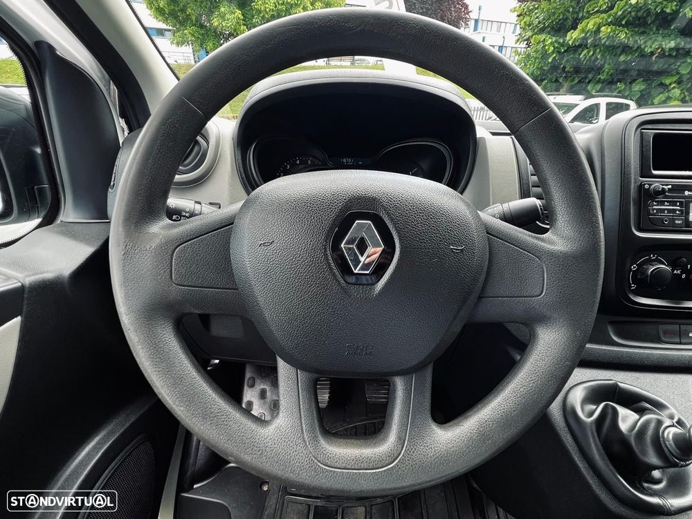 Renault Trafic 1.6 dCi L2H1 1.2T SS - 16