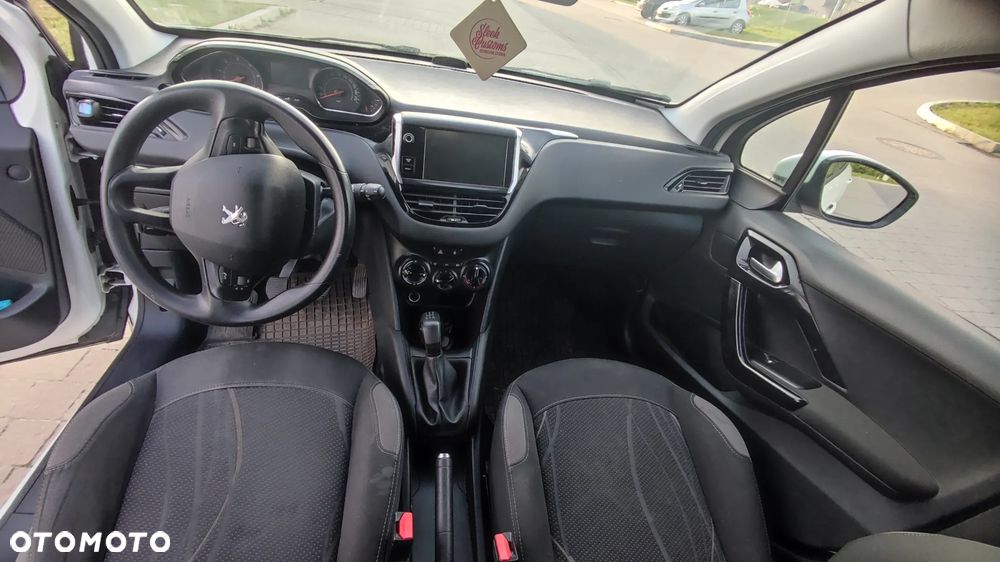 Peugeot 208 1.6 e-HDi Active STT - 18