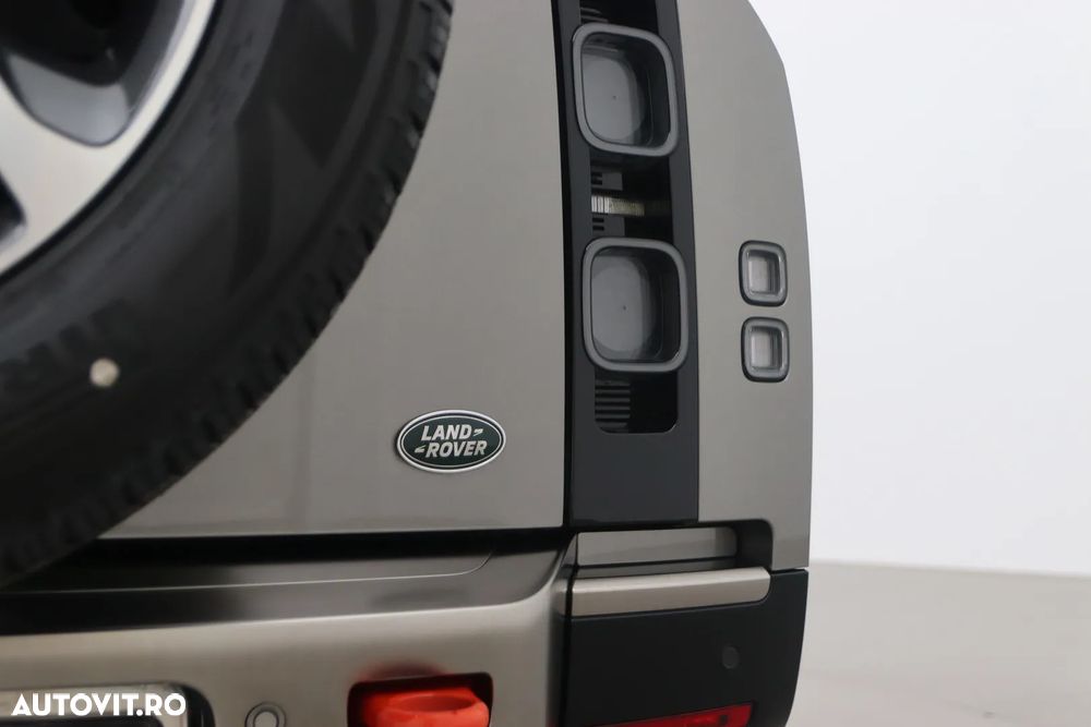 Land Rover Defender 110 3.0 P400 MHEV X - 27