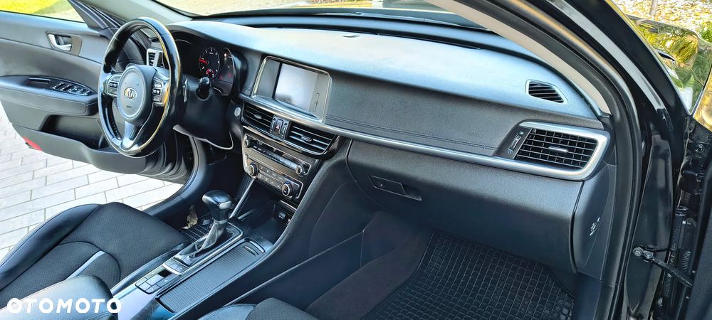 Kia Optima - 21