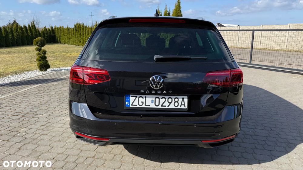 Volkswagen Passat 2.0 TDI SCR DSG Business - 9