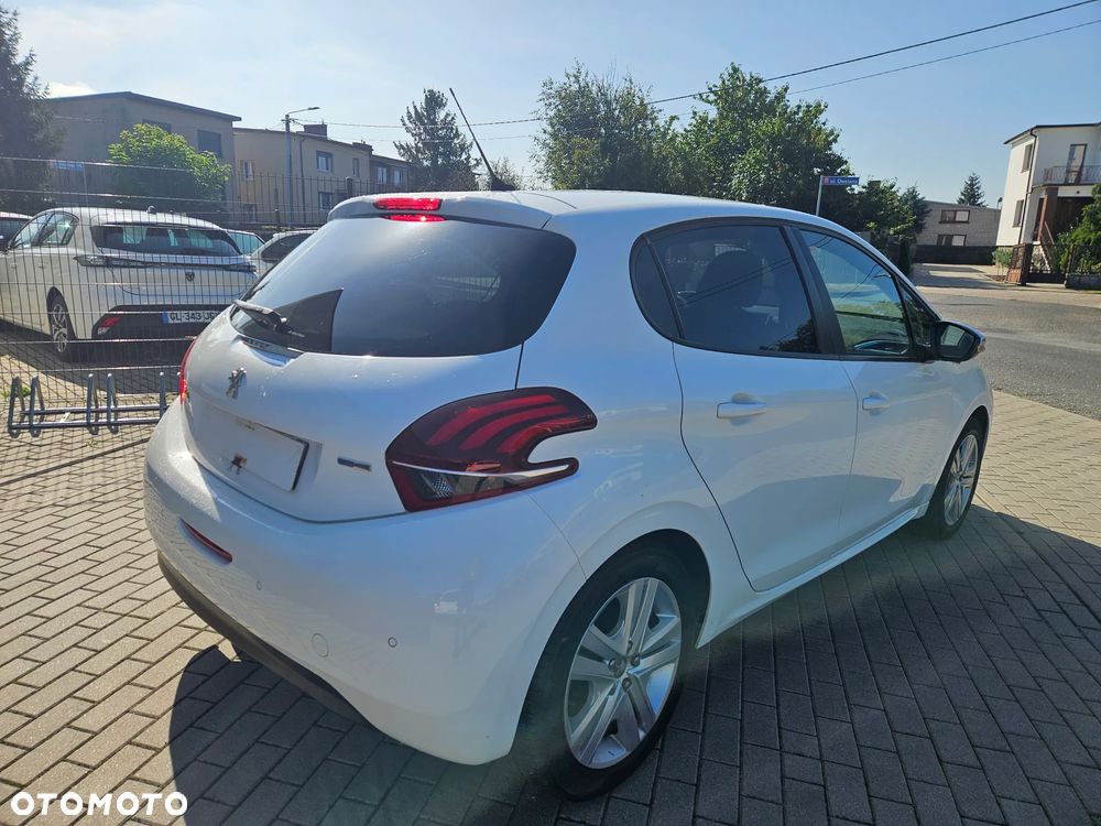 Peugeot 208 PureTech 82 Active - 8