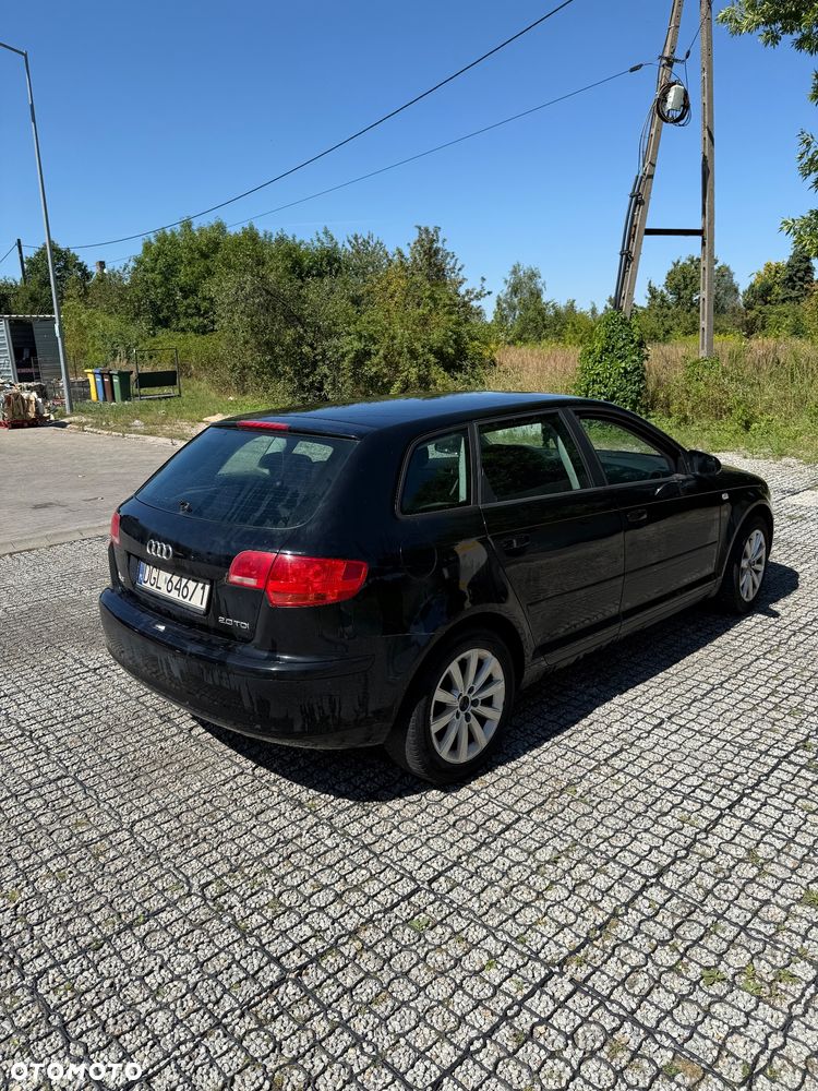 Audi A3 Sportback 2.0 TDI DPF Ambiente - 8