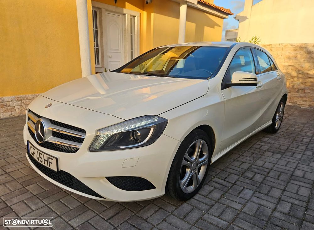 Mercedes-Benz A 180 CDI (BlueEFFICIENCY) Urban - 24