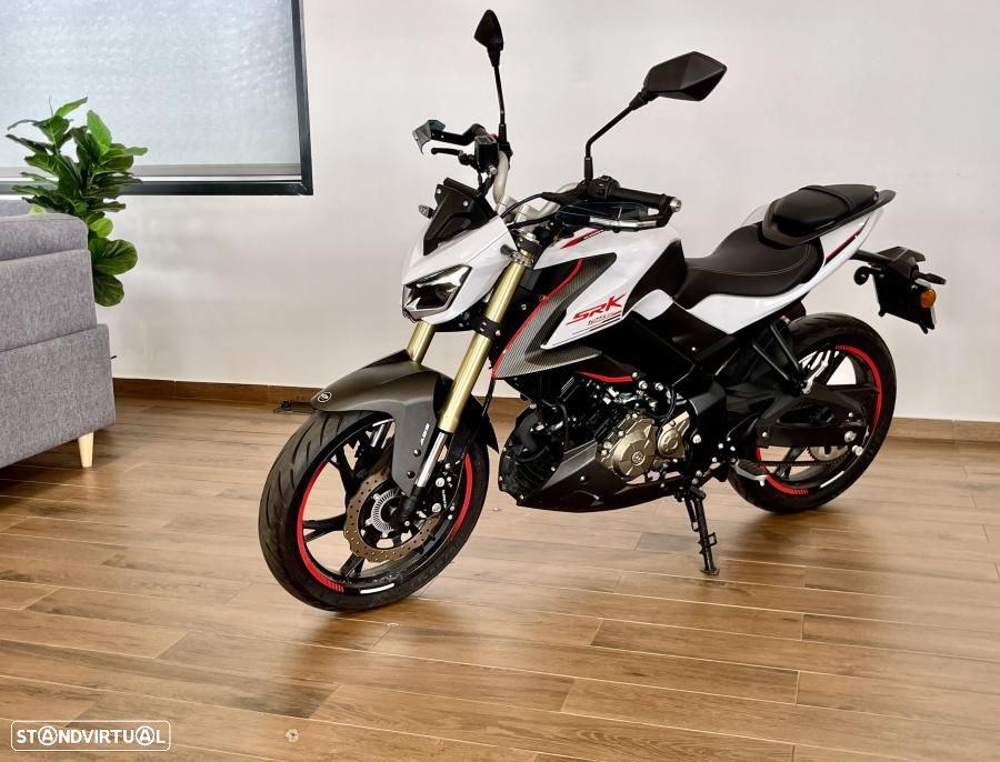 QJ Motor SRK 125S Naked - 19