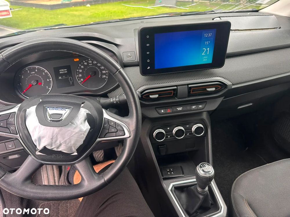 Dacia Sandero TCe 90 Journey - 11