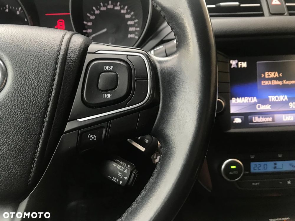 Toyota Avensis 1.8 Premium - 21