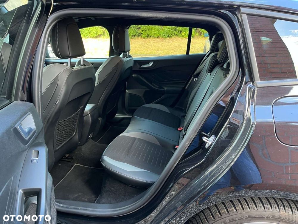 Ford Focus 2.3 EcoBoost ST Edition - 30