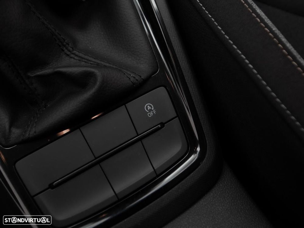 Skoda Kamiq 1.0 TSI DSG - 18