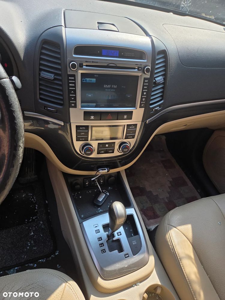 Hyundai Santa Fe 2.2 CRDi 4WD CPF Automatik Premium - 5