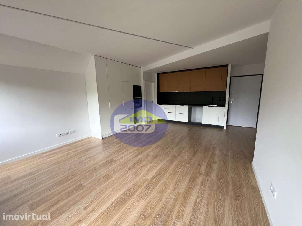 Apartamento T2 Novo em Argoncilhe - Grande imagem: 2/23