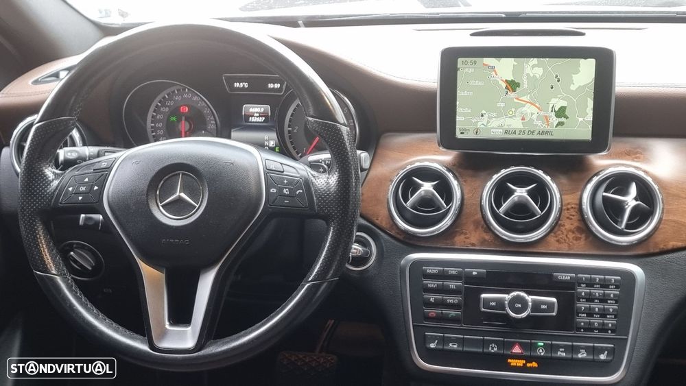 Mercedes-Benz GLA 200 CDi Urban Aut. - 20