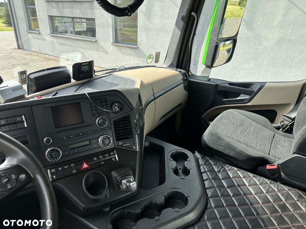 Mercedes-Benz ACTROS 1843 - 11