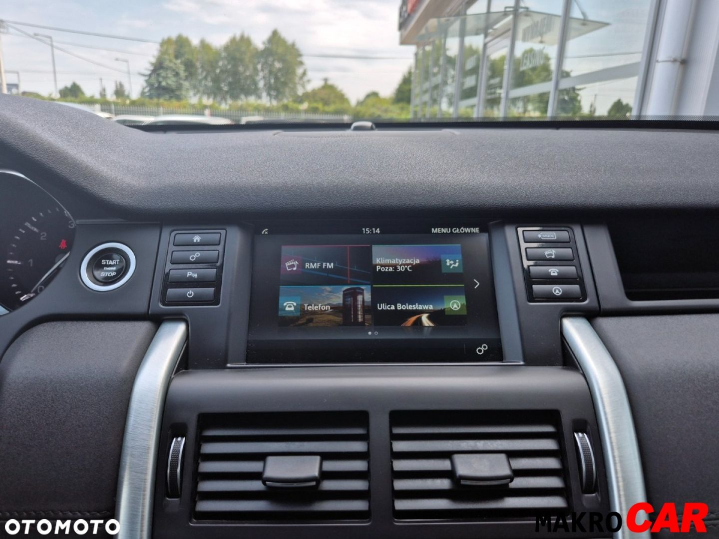 Land Rover Discovery Sport - 12