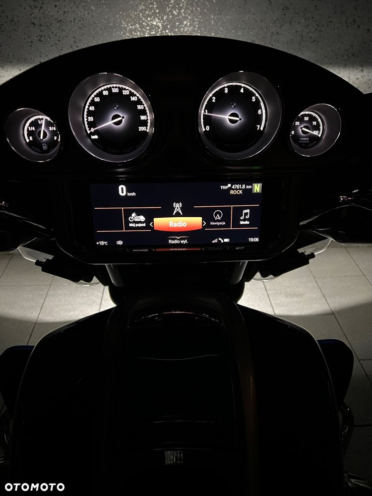 BMW R - 19