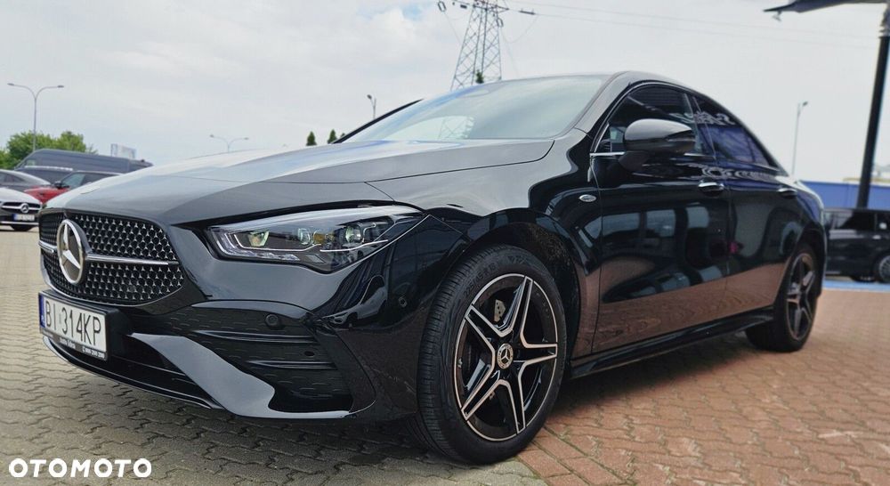 Mercedes-Benz CLA - 4