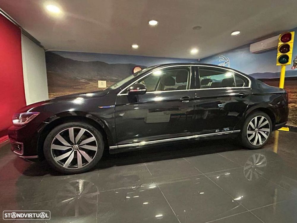 VW Passat 1.4 TSI GTE+ Plug-in - 1