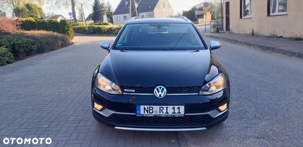 Volkswagen Golf Alltrack - 12
