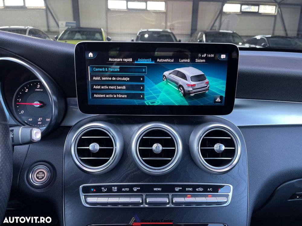 Mercedes-Benz GLC 300 d 4Matic 9G-TRONIC AMG Line - 27
