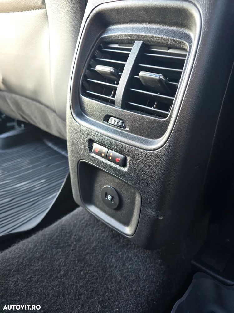 Ford Kuga 2.5 Duratec FHEV FWD ST Line - 9