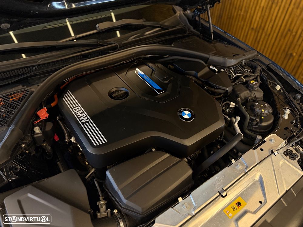 BMW 330 e Aut. M Sport - 38