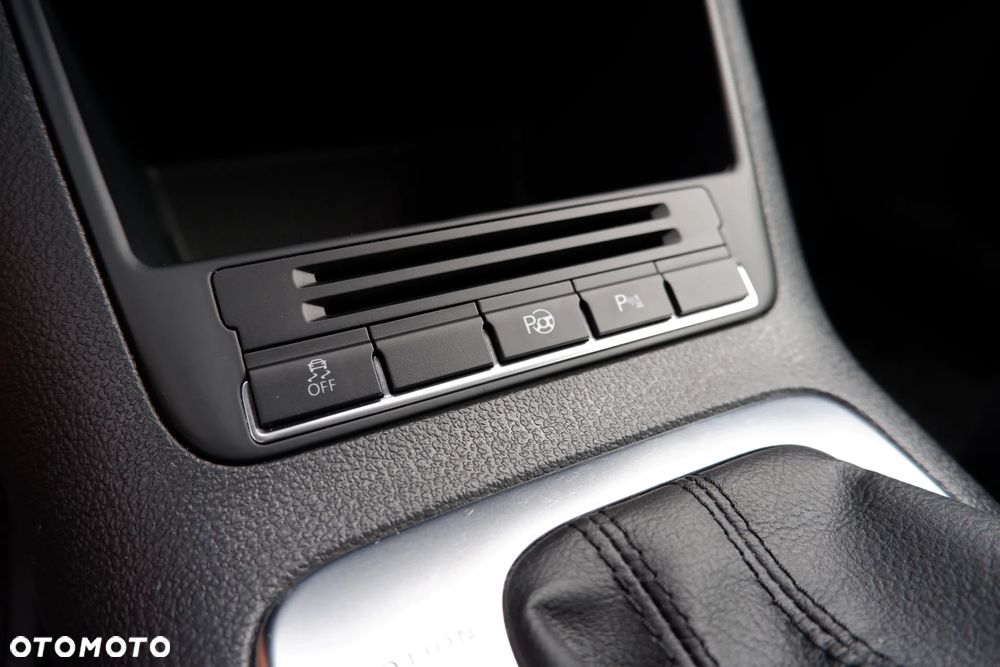 Volkswagen Tiguan - 22