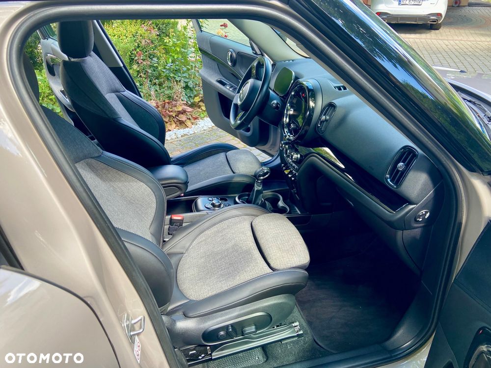 MINI Countryman Cooper SE ALL4 - 12