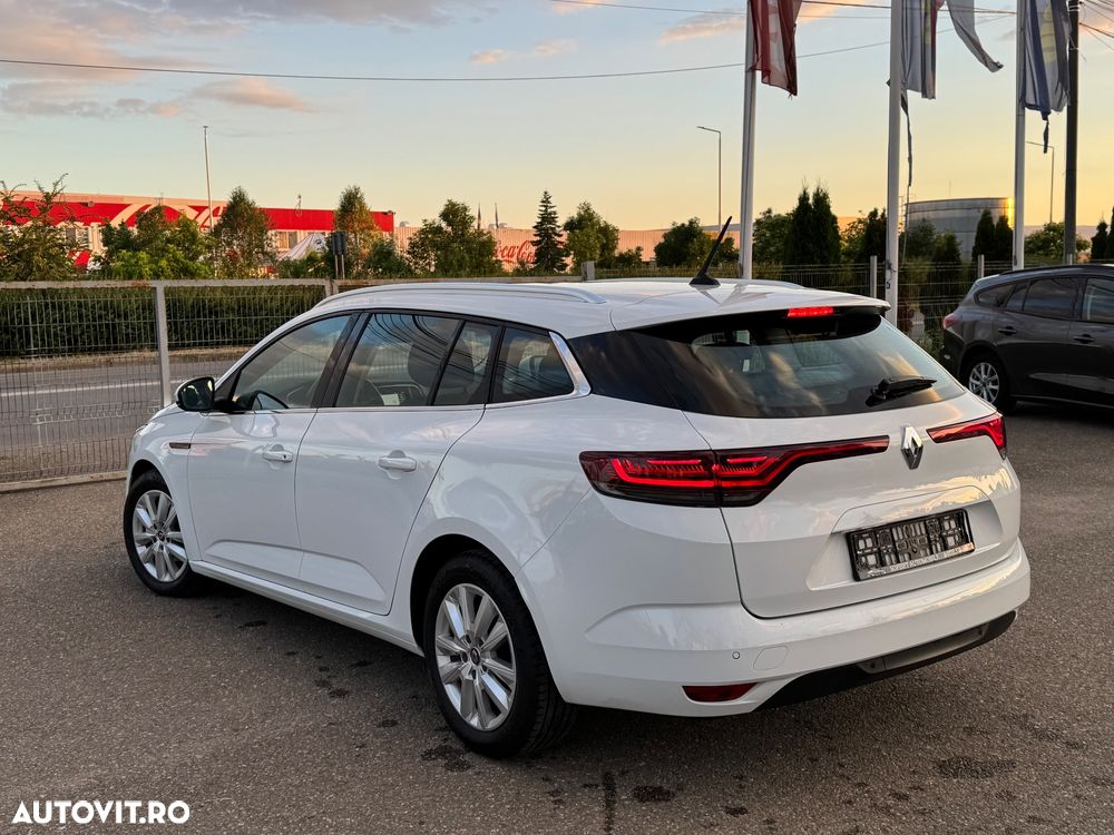 Renault Megane BLUE dCi EDC Limited - 18
