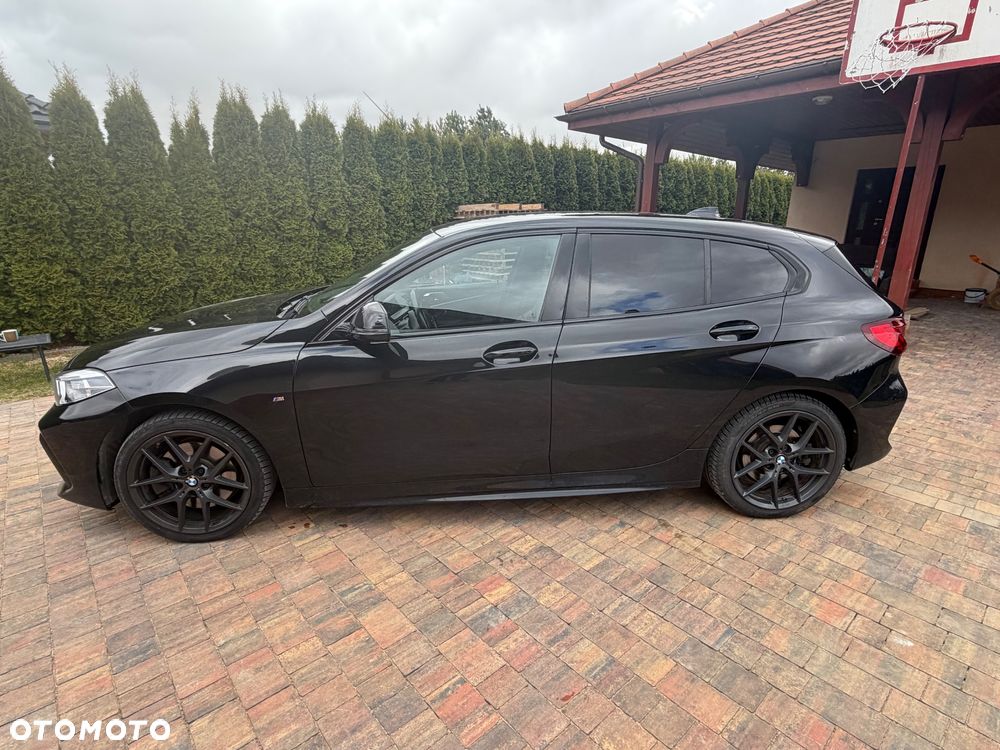 BMW Seria 1 120d xDrive M Sport - 4