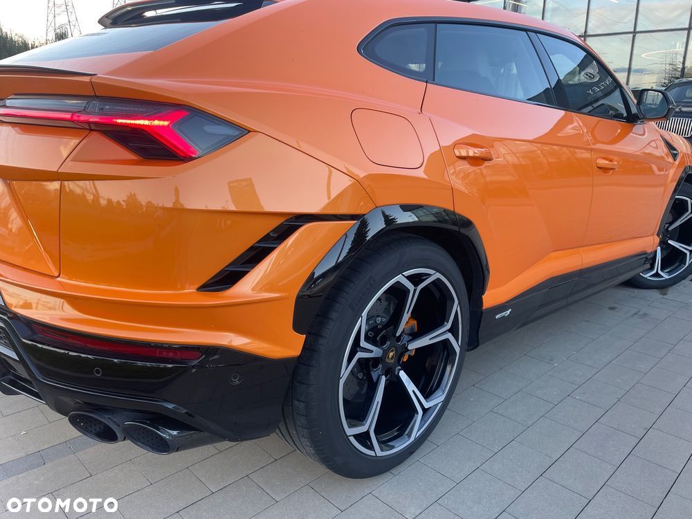 Lamborghini Urus - 7