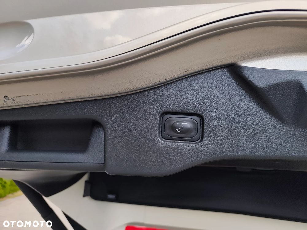 Ford Mondeo 2.0 TDCi STart-Stopp PowerShift-Aut Titanium - 28