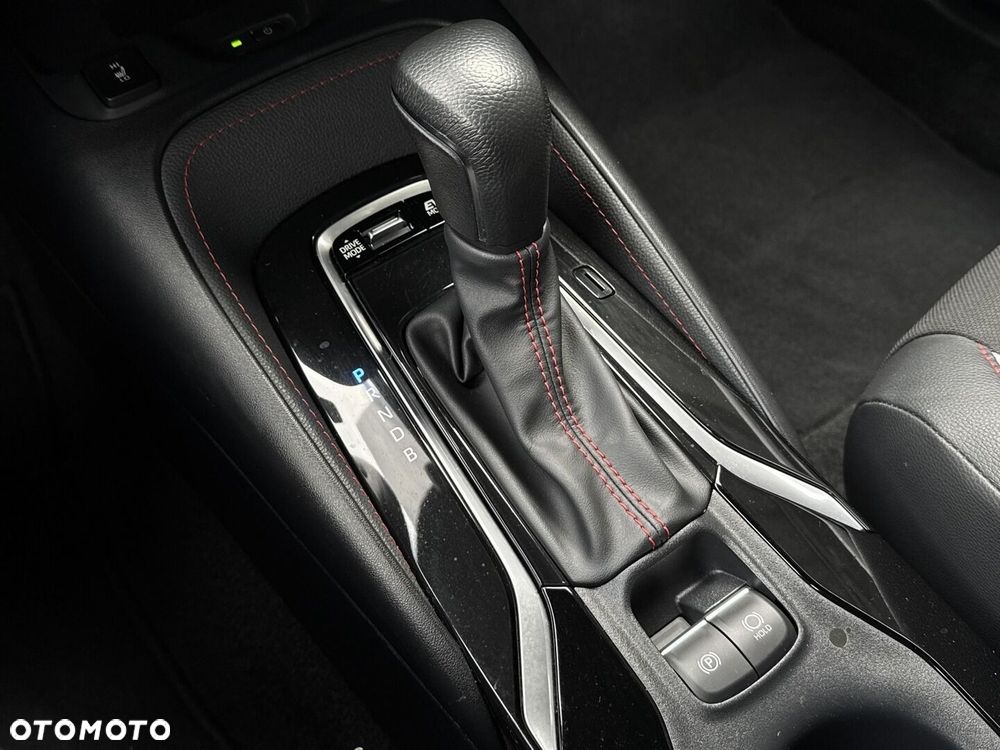 Toyota Corolla 1.8 Hybrid GR Sport - 28