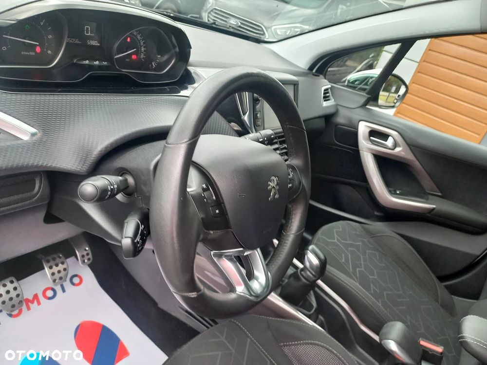 Peugeot 2008 BlueHDi 100 STOP & START Style - 24