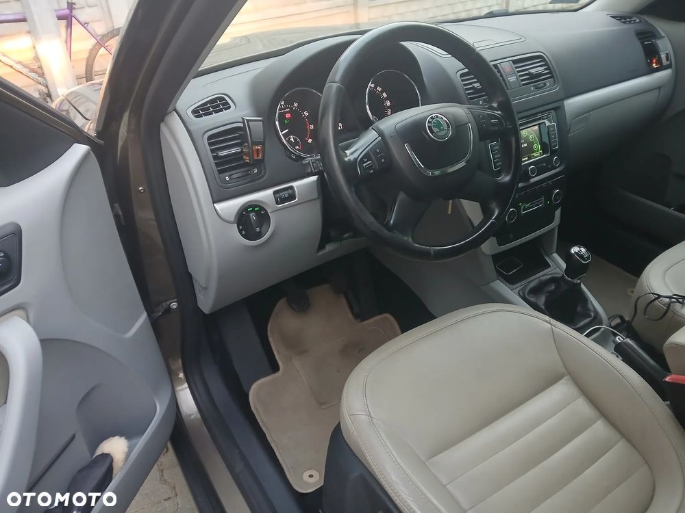 Skoda Yeti 1.4 TSI Street - 12