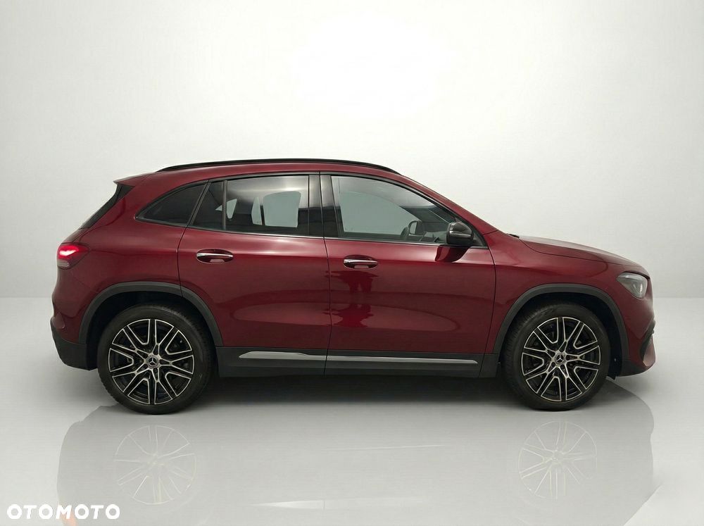 Mercedes-Benz GLA 200 mHEV AMG Line 7G-DCT - 4