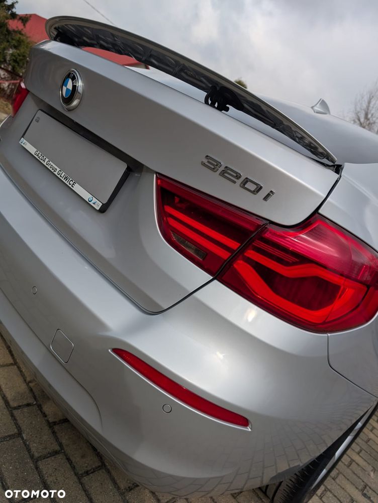 BMW Seria 3 320i GPF Advantage sport - 33