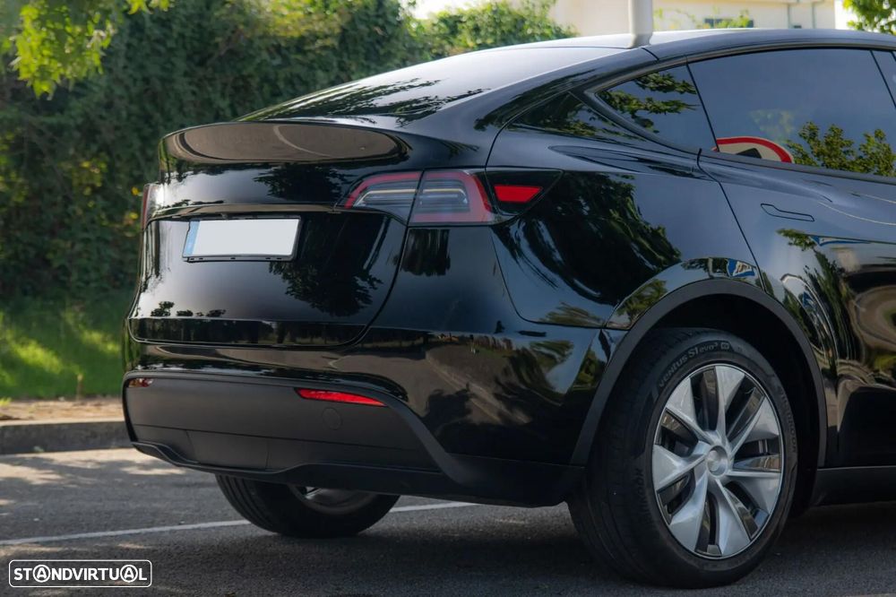 Tesla Model Y RWD - 34