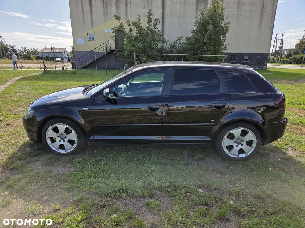 Audi A3 Sportback - 4