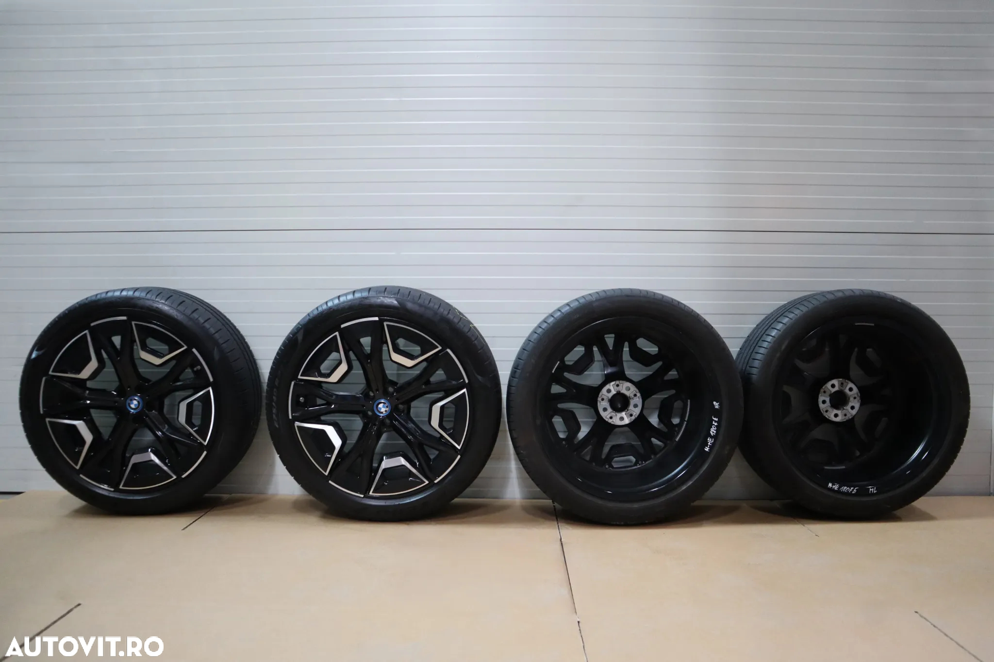 Jante+anvelope BMW IX 22 inch model 1020 - 3