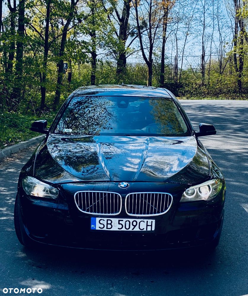 BMW Seria 5 520d xDrive - 6