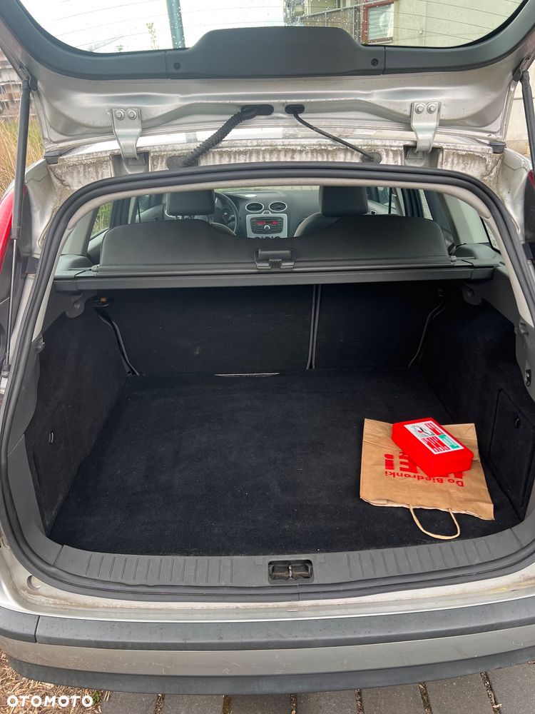 Ford C-MAX 1.6 TDCi Ghia - 9