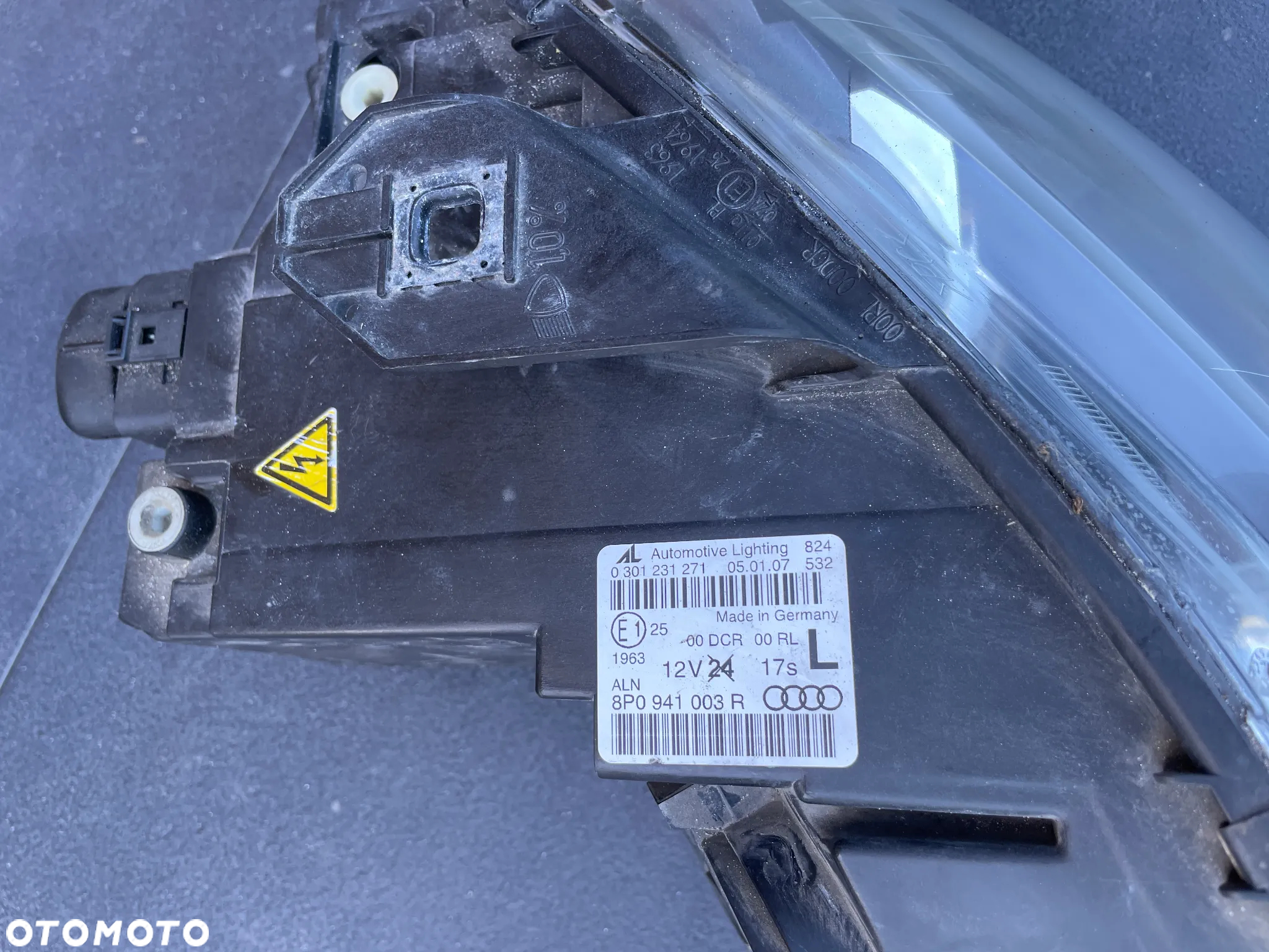 AUDI A3 S3 8P BI-XENON reflektor lewy xenon LAMPA LEWY PRZÓD EU KOMPLETNA 8P0941003R - 2