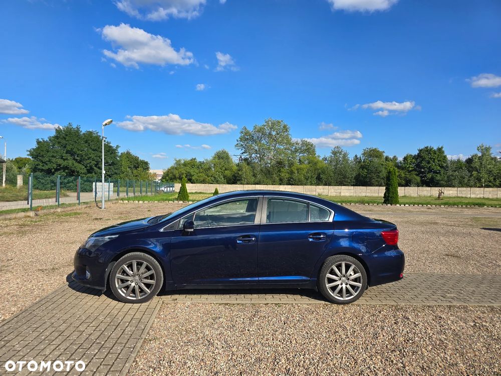 Toyota Avensis 2.0 Prestige NAVI MS - 10