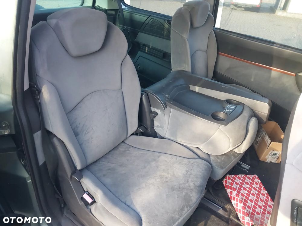 Citroen C8 Peugeot 807 silnik kompletny 2.0 16v Benzyna EW10A RFJ 103 kW 140 KM kolektor przepustnica cewka pompa alternator sprężarka skrzynia biegów AUTOMAT drzwi klapa maska zderzak lusterko listwa przesuwne boczne klamka zamek rolka mikrostyk blenda pas konsola schowek boczek drzwi fotel obrotowy fotele podsufitka panel sterownik wyświetlacz moduł szyba poduszka kierownica manetki zwijak radio mechanizm wydech tłumik mcperson zacisk hamulcowy lampa felga R16 hak holowniczy odpinany zbiorniczek rura przewód dekory drewno wyświetlacz NA CZĘŚCI WSZYSTKIE CZĘŚCI - 22