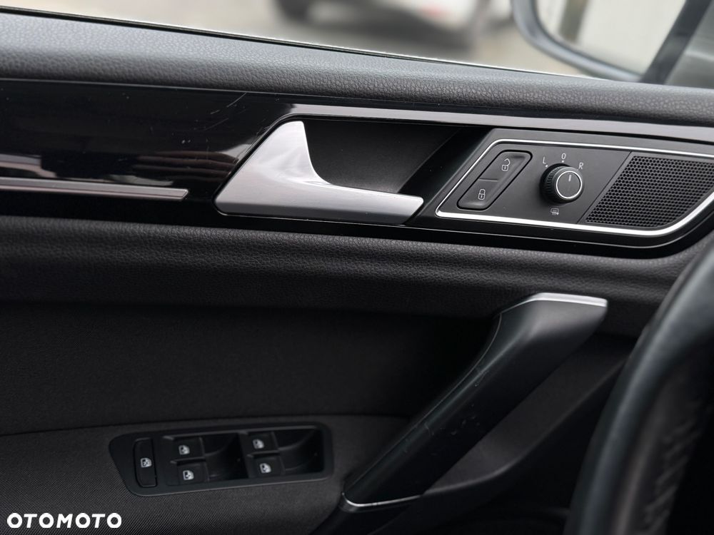 Volkswagen Golf Sportsvan 1.4 TSI (BlueMotion Technology) Highline - 11