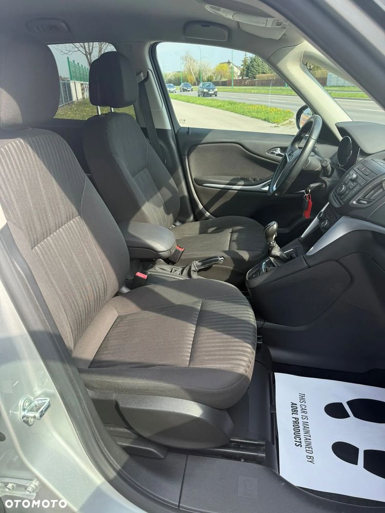 Opel Zafira Tourer 2.0 CDTI Selection - 10