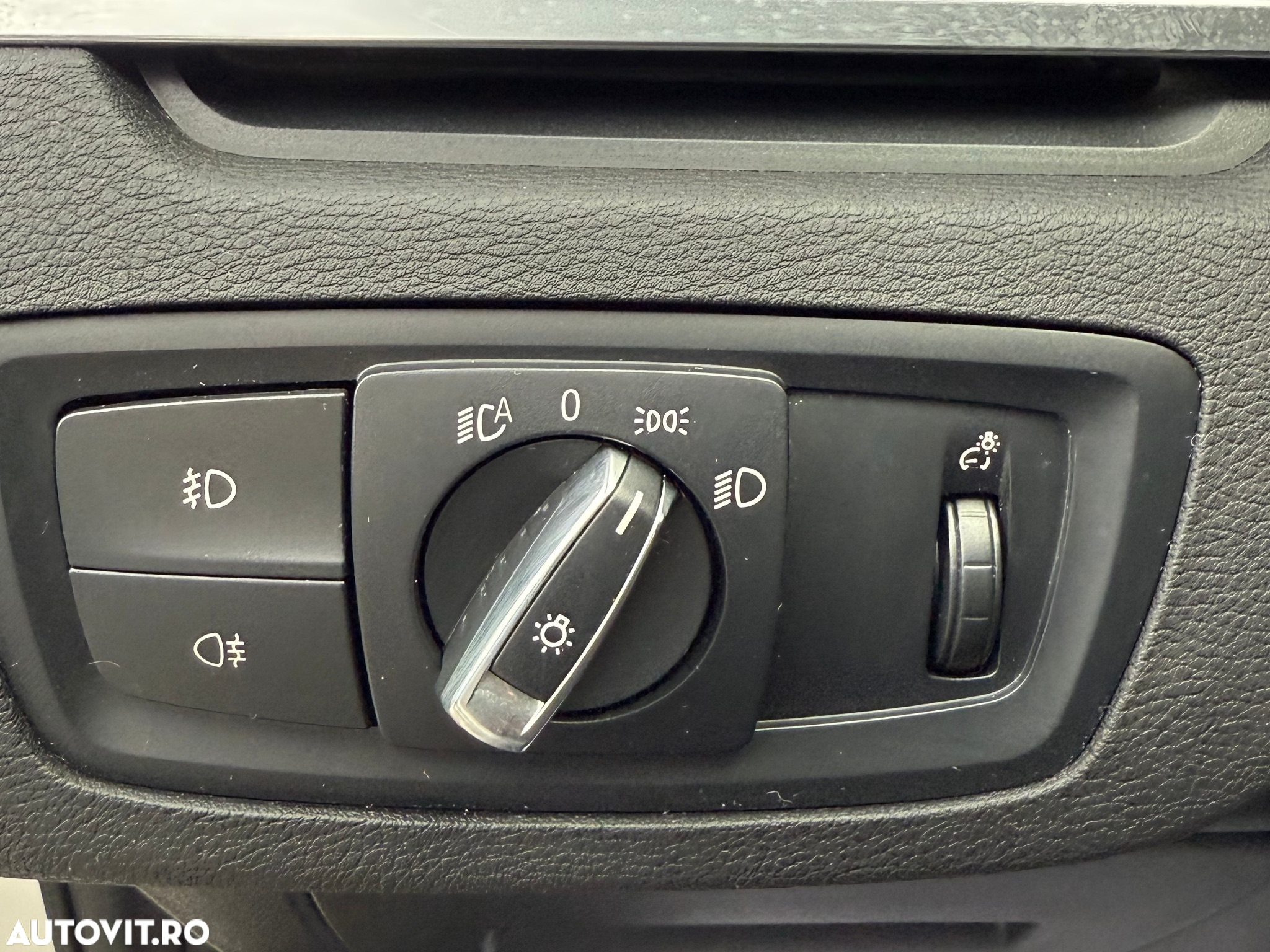 BMW X1 xDrive20i Aut. Advantage - 21