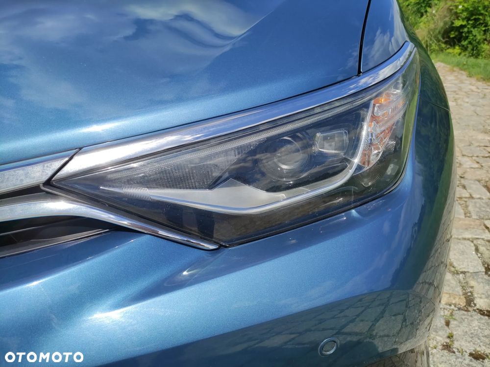 Toyota Auris - 8