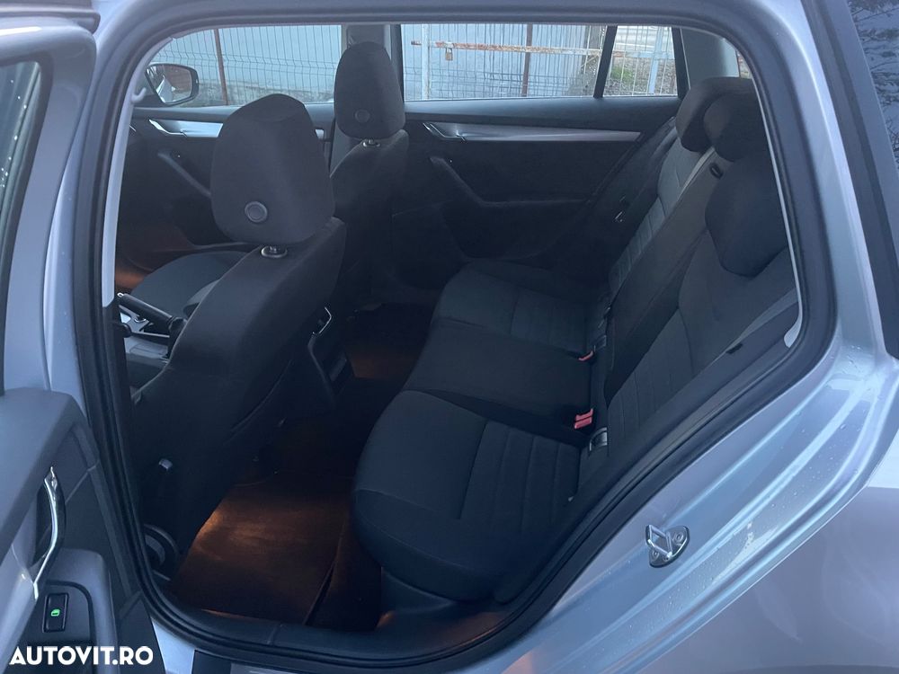 Skoda Octavia - 20